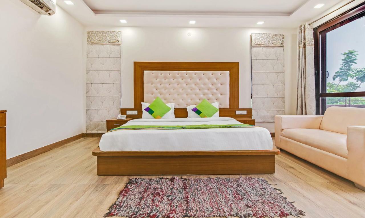 Hôtel Treebo Trend Amexx Residency Sector 27 à Gurgaon Extérieur photo